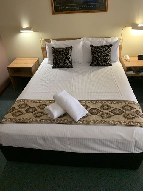 Cumberland Motor Inn - Accommodation Bookings 16