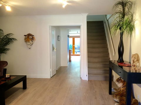 Superb Townhouse In North Adelaide - Accommodation Bookings 19