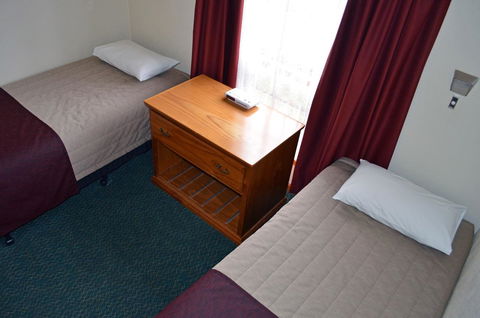 Arkana Motor Inn & Terrace Apartments - Accommodation Bookings 27