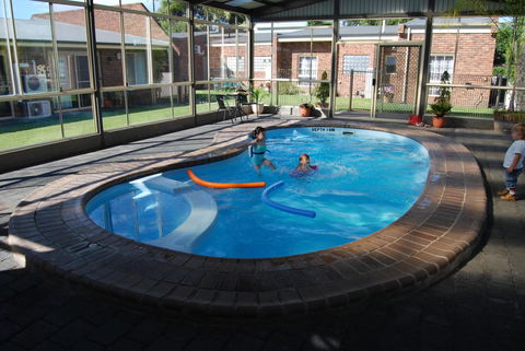 Arkana Motor Inn & Terrace Apartments - Accommodation Bookings 2