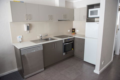 Arkana Motor Inn & Terrace Apartments - Accommodation Bookings 3