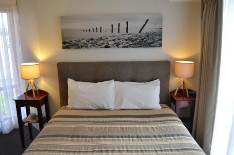 Arkana Motor Inn & Terrace Apartments - Accommodation Bookings 5