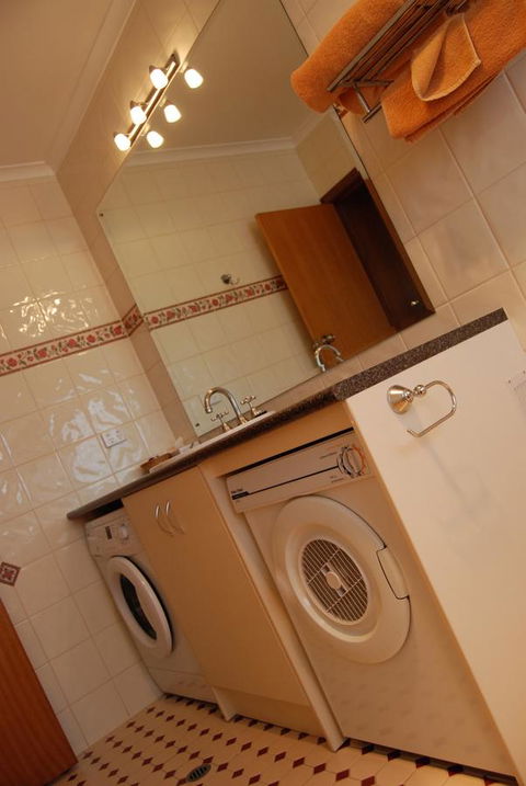 Arkana Motor Inn & Terrace Apartments - Accommodation Bookings 31