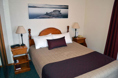 Arkana Motor Inn & Terrace Apartments - Accommodation Bookings 14