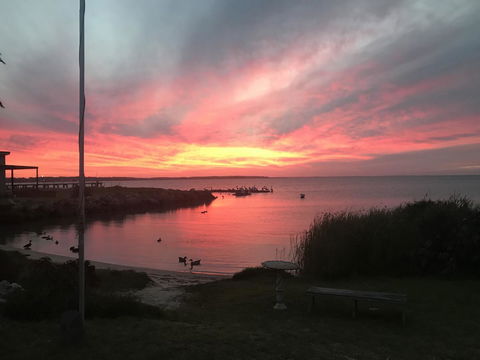 Hydeaway Bay - Own Private Bay + Kayaks - Accommodation Bookings 1