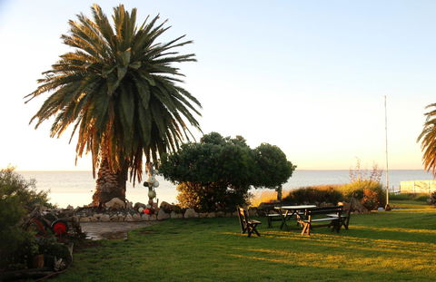 Hydeaway Bay - Own Private Bay + Kayaks - Accommodation Bookings 16