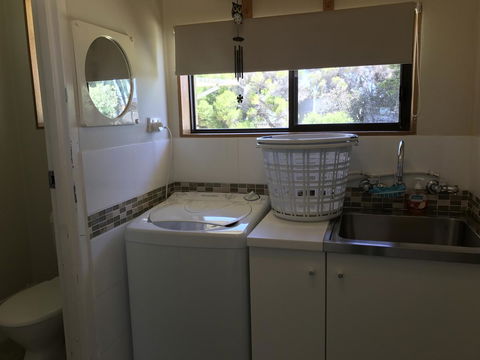 Hydeaway Bay - Own Private Bay + Kayaks - Accommodation Bookings 14