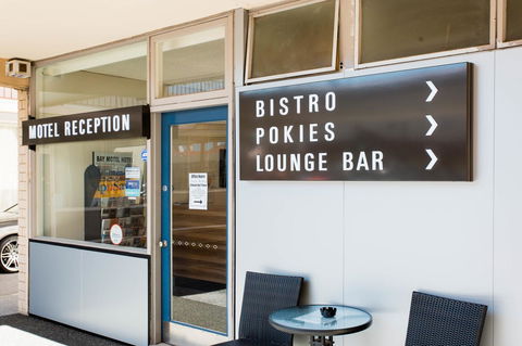 Bay Motel Hotel - Accommodation Bookings 12