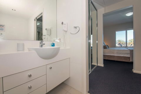 Pacific Blue 278-265 Sandy Pt Rd- Dual Key Access, Wifi, Linen And Air Conditioning - Accommodation Bookings 12