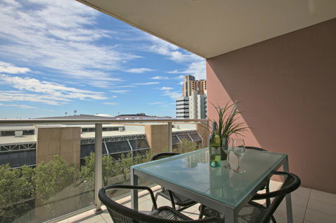 Adelaide DressCircle Apartments - North Terrace - Accommodation Bookings 1