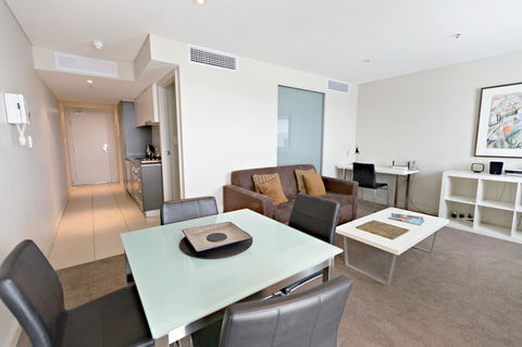 Adelaide DressCircle Apartments - North Terrace - Accommodation Bookings 12