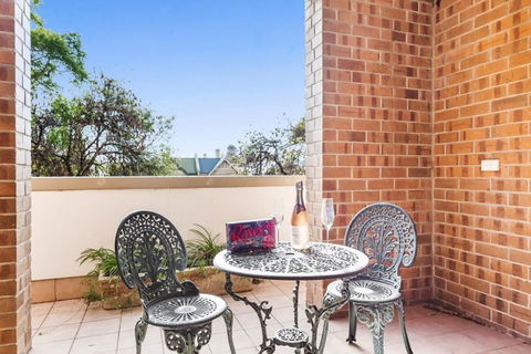 Adelaide Style Accommodation-Close To City-North Adelaide-3 Bdrm- FREE Parking - Accommodation Bookings 16