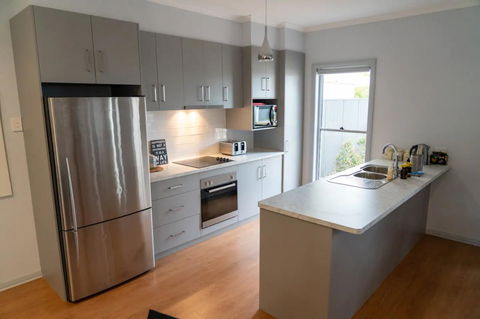 Gawler Townhouse 3 Bedroom - Accommodation Bookings 3
