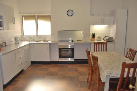 Jacaranda Cottage - Accommodation Bookings 3