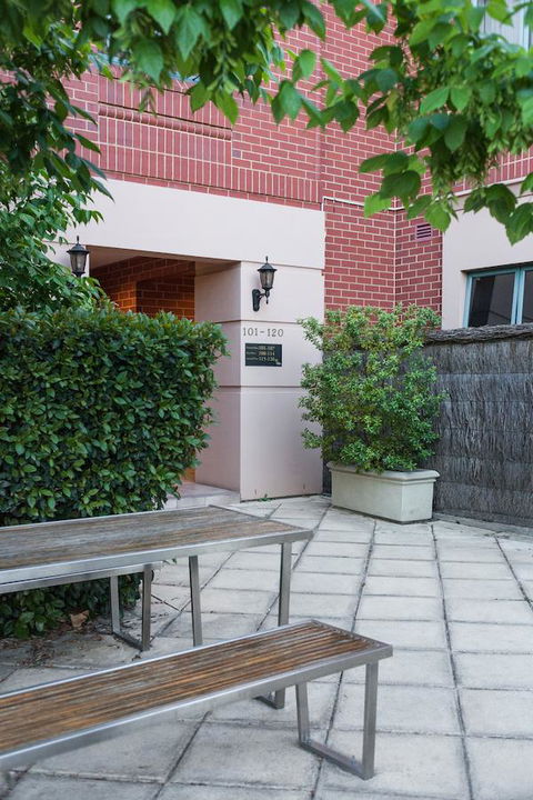 Majestic Tynte Street Apartments - Accommodation Bookings 5