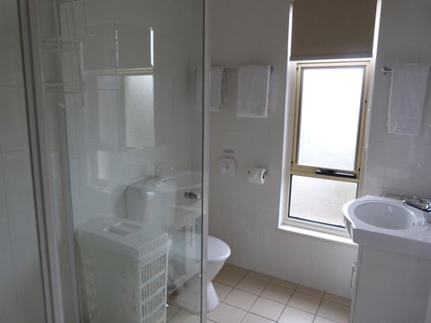 Glenelg Holiday Apartments - Corfu - Accommodation Bookings 14