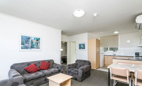 Glenelg Holiday Apartments - Corfu - Accommodation Bookings 3