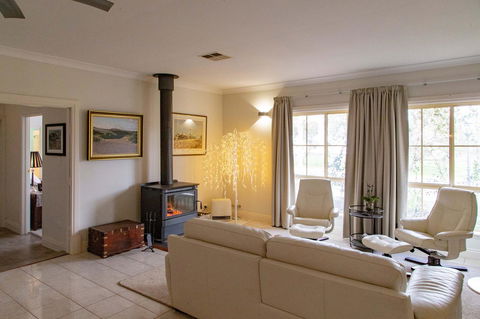 Angaston House - Accommodation Bookings 5