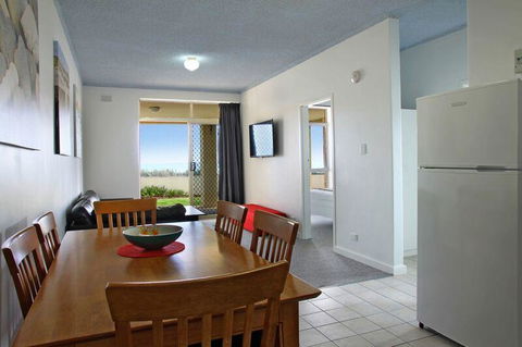 Seaview Sunset Holiday Apartments - Accommodation Bookings 43