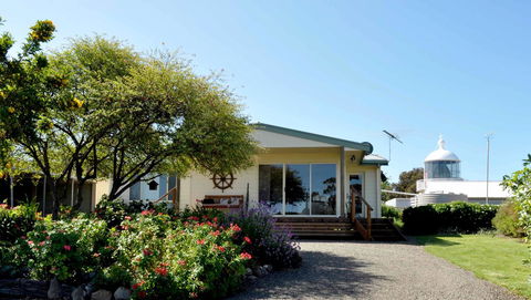 Admirals Inn - Accommodation Bookings 3