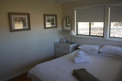 Rabbiters Hut - Accommodation Bookings 4