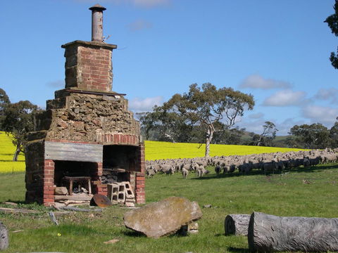 Rabbiters Hut - Accommodation Bookings 17