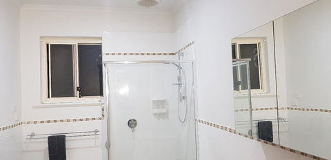 Unit In Marion - Accommodation Bookings 9
