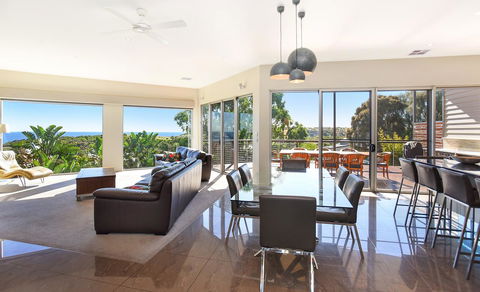 Lavina Luxury Beach House - Accommodation Bookings 1