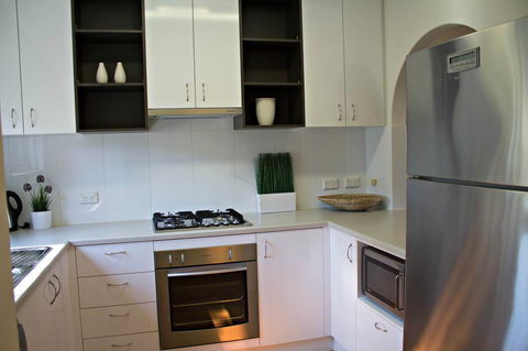 Adelaide DressCircle Apartments - Archer Street - Accommodation Bookings 15