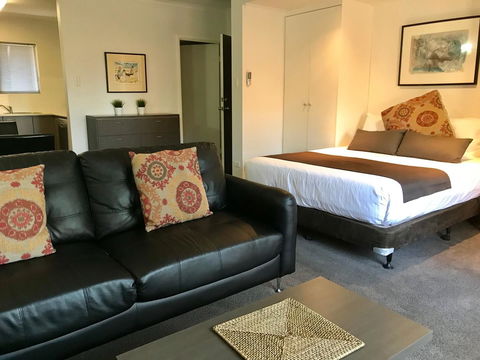 Adelaide DressCircle Apartments - Archer Street - Accommodation Bookings 6