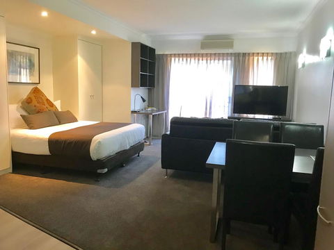 Adelaide DressCircle Apartments - Archer Street - Accommodation Bookings 4