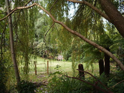 Hilltop - Accommodation Bookings 16