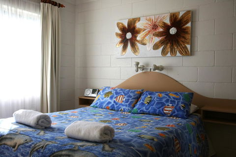 Lake Edge Apartments - Accommodation Bookings 26