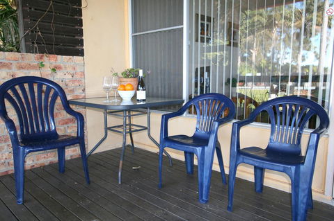 Lake Edge Apartments - Accommodation Bookings 19