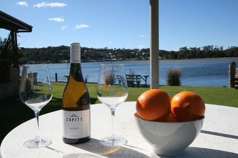 Lake Edge Apartments - Accommodation Bookings 29