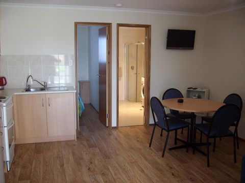 Jacko's Holiday Cabins - Accommodation Bookings 3