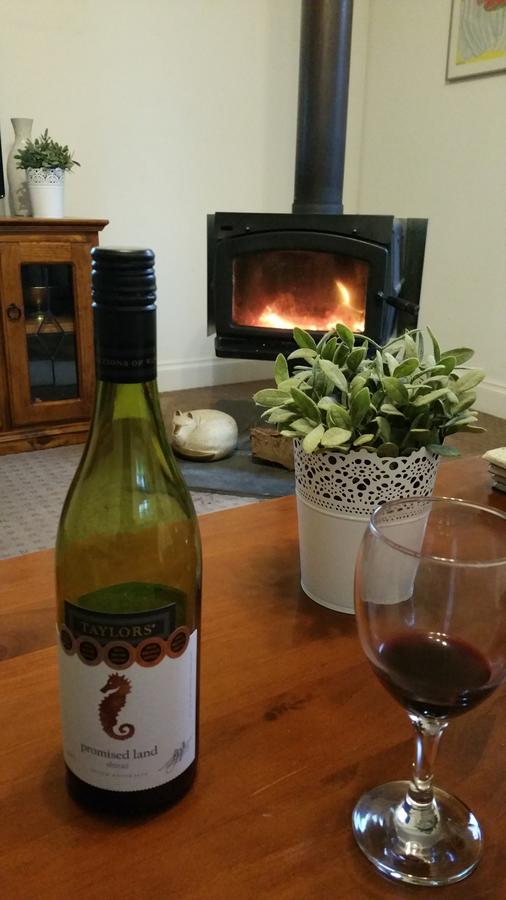  Accommodation Bookings