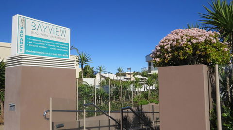 Bayview Beachfront Apartments, In Town Right On The Beach - Accommodation Bookings 16