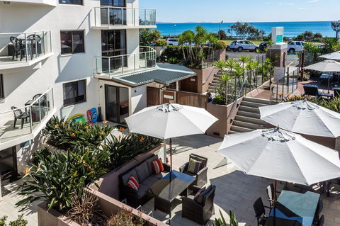 Bayview Beachfront Apartments, In Town Right On The Beach - Accommodation Bookings 22