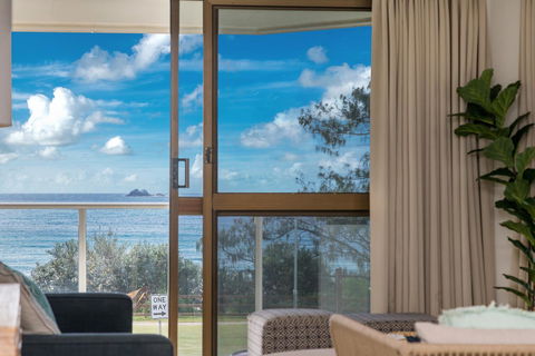 Bayview Beachfront Apartments, In Town Right On The Beach - Accommodation Bookings 29