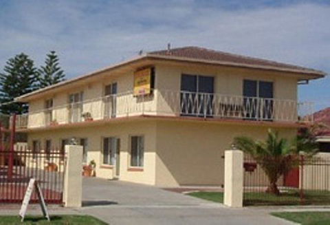 Esplanade Apartments At West Beach - Accommodation Bookings 1