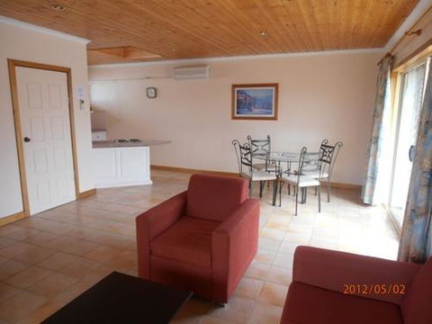 Esplanade Apartments At West Beach - Accommodation Bookings 2