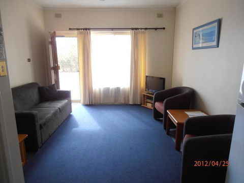 Esplanade Apartments At West Beach - Accommodation Bookings 12