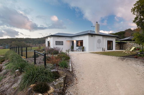 Esto House - Accommodation Bookings 20