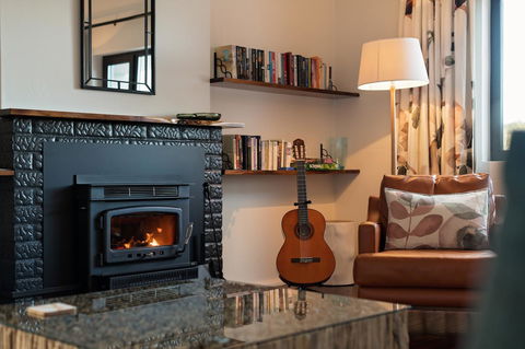 Esto House - Accommodation Bookings 6