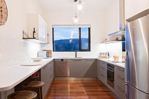 Esto House - Accommodation Bookings 13