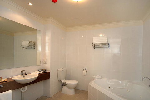 Lady Bay Hotel - Accommodation Bookings 7