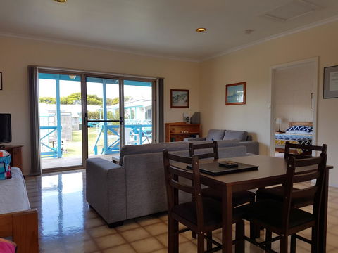 Marion Bay Holiday Villas - Accommodation Bookings 15