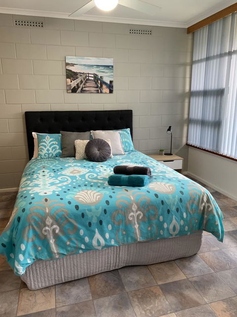 Longbeach Apartments - Accommodation Bookings 2
