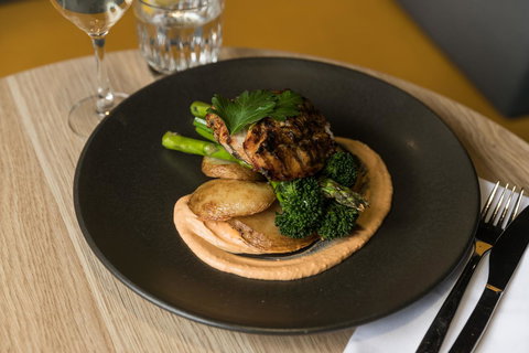 Rydges Pit Lane - Accommodation Bookings 7